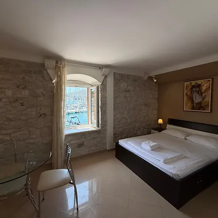 Elion Trogir