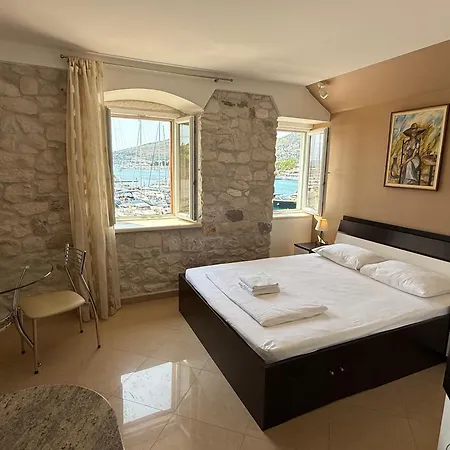 Elion * Trogir